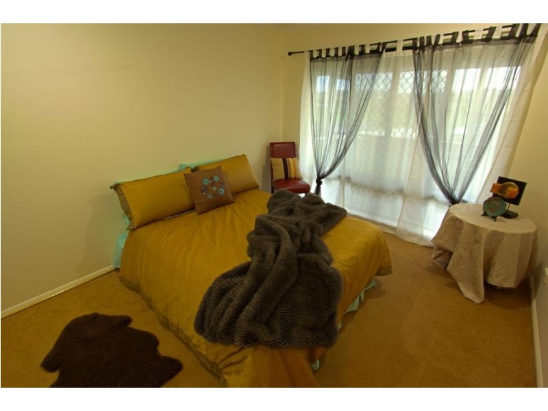 6 Essex Court, Mackay QLD 4740