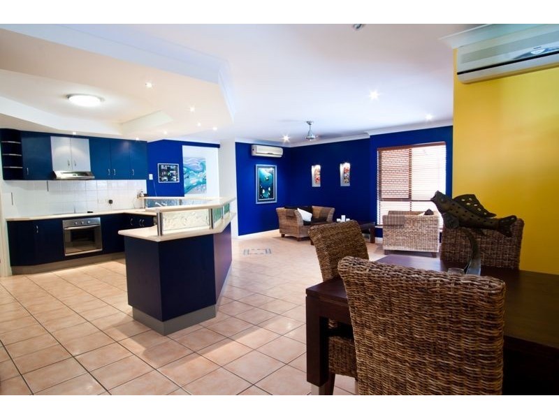 2 Seaside Place, Blacks Beach QLD 4740