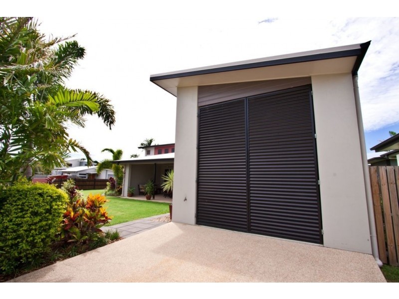 18 Corella Way, Blacks Beach QLD 4740