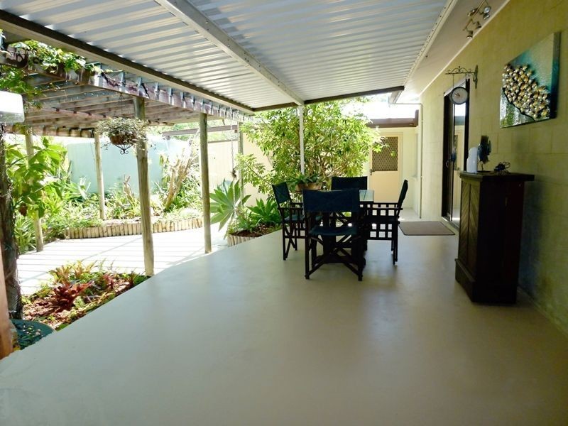 8 Rosewood Court, Hay Point QLD 4740