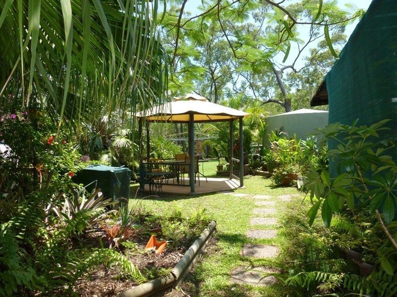 8 Rosewood Court, Hay Point QLD 4740