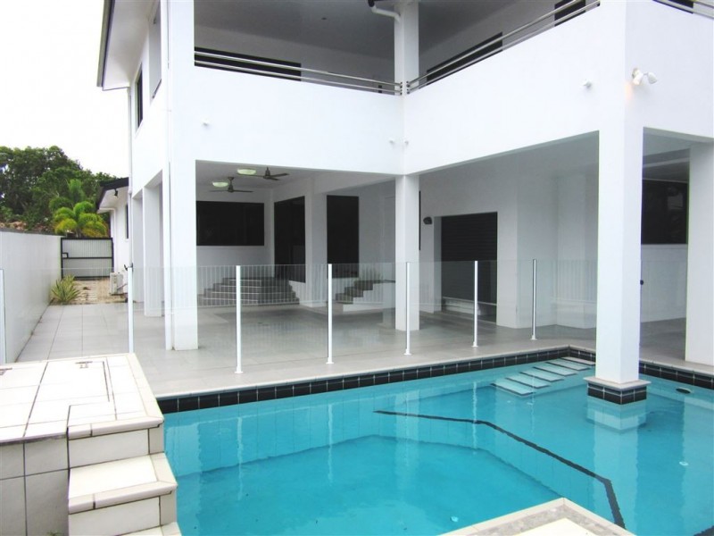 20 Blacks Beach Road, Blacks Beach QLD 4740