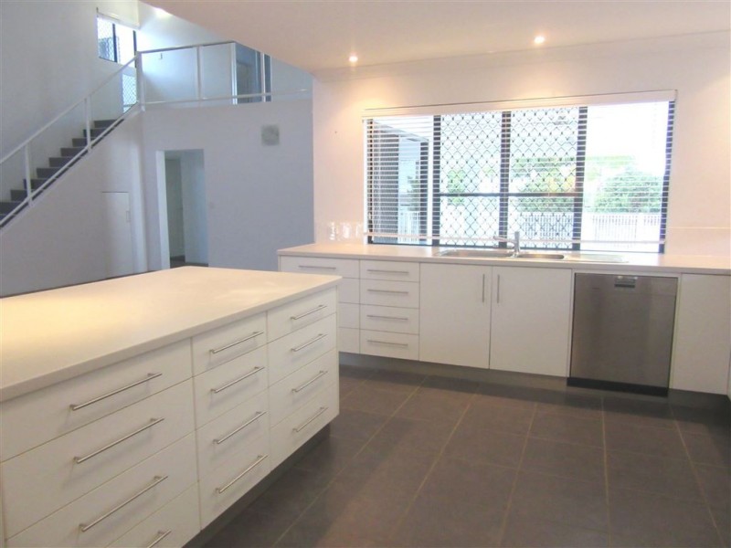 20 Blacks Beach Road, Blacks Beach QLD 4740