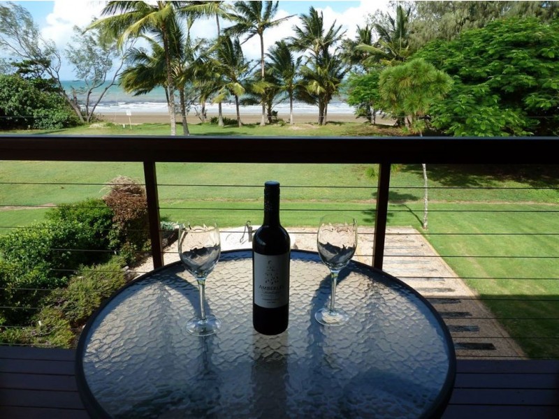 22 Redcliffe Avenue, Seaforth QLD 4741