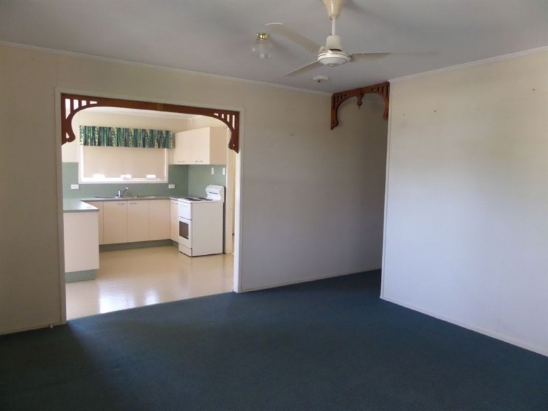 29 Beardmore Crescent, Dysart QLD 4745