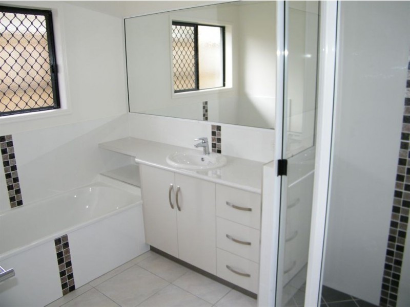 29 Maryvale Circuit, Beaconsfield QLD 4740