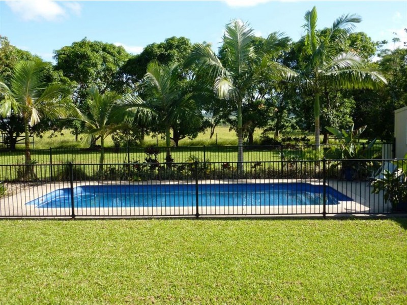 12 Griffiths Drive, Pleystowe QLD 4741