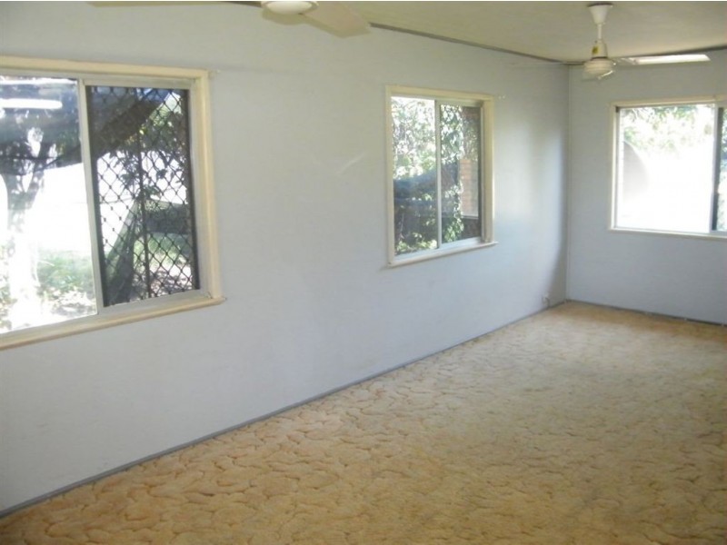 1 Ibis Street, Slade Point QLD 4740