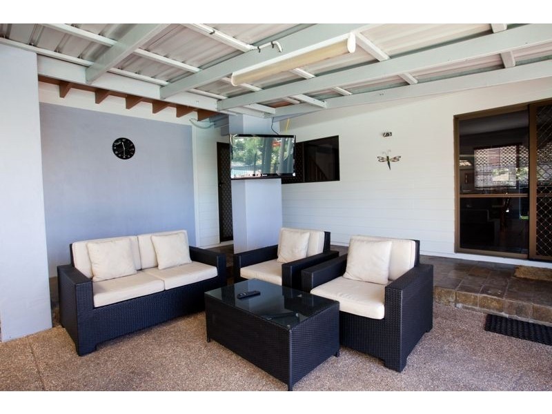 10 Les Cameron Avenue, Mount Pleasant QLD 4740