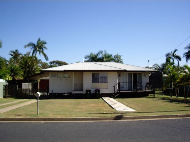 14 Leichardt Drive, Moranbah QLD 4744