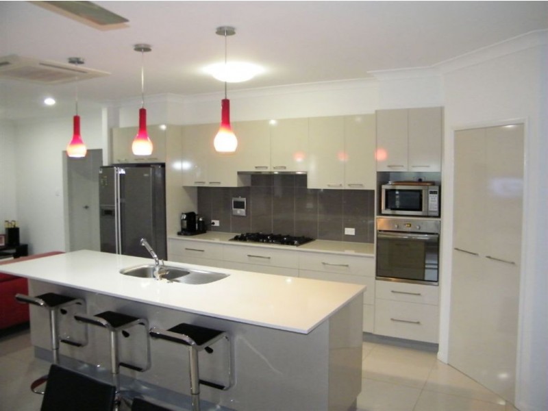 26 Ashton Place, Ooralea QLD 4740