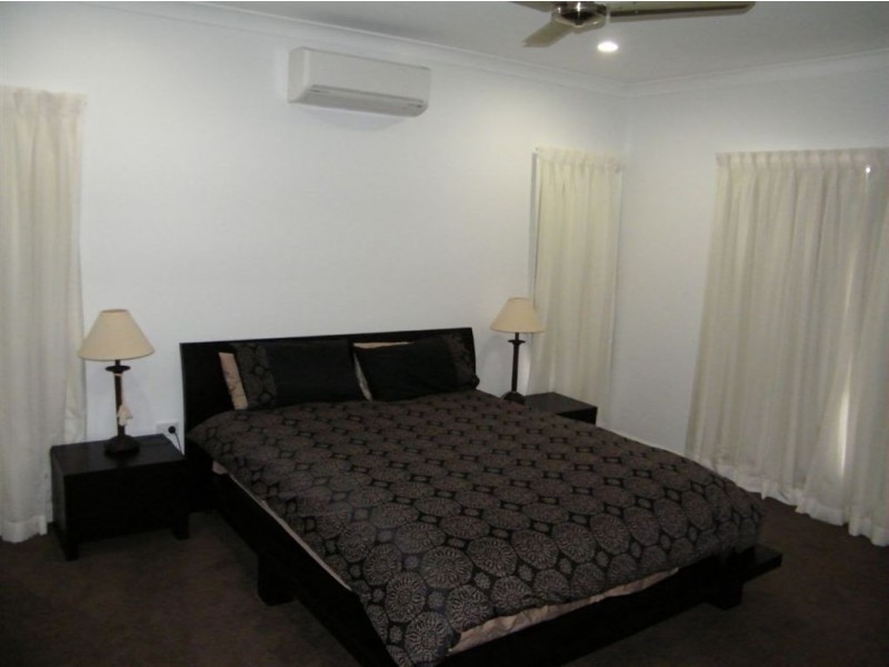 26 Ashton Place, Ooralea QLD 4740