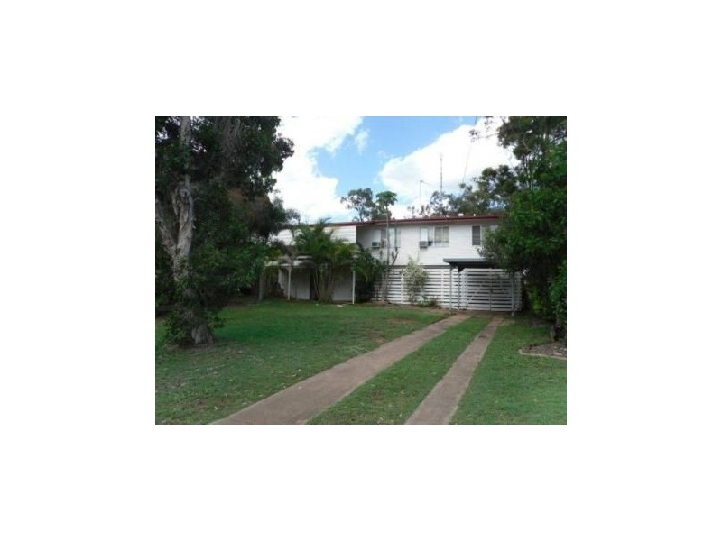 9 Renier Crescent, Moranbah QLD 4744