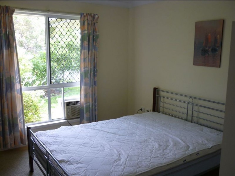 13 Broomdykes Drive, Beaconsfield QLD 4740