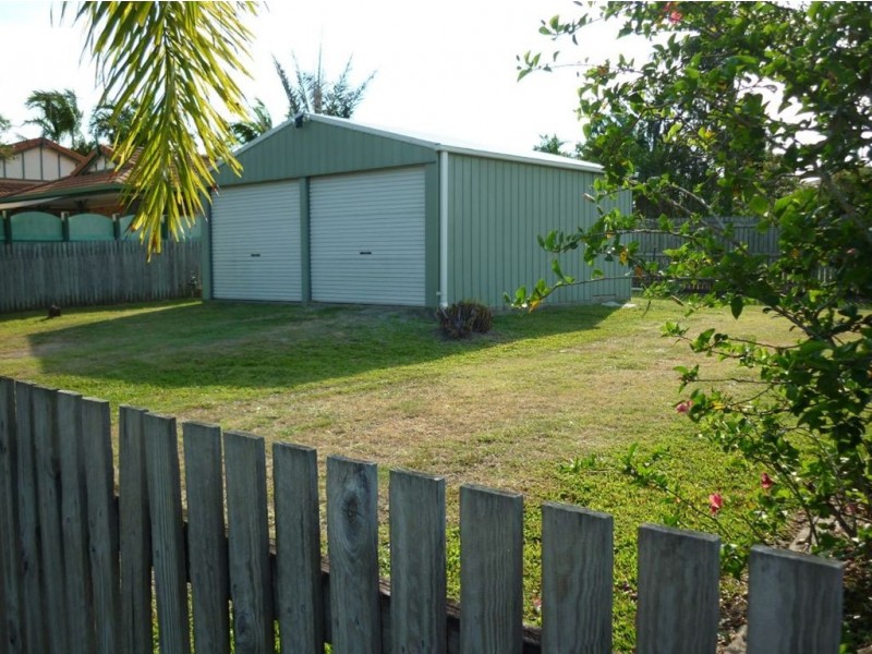 13 Broomdykes Drive, Beaconsfield QLD 4740