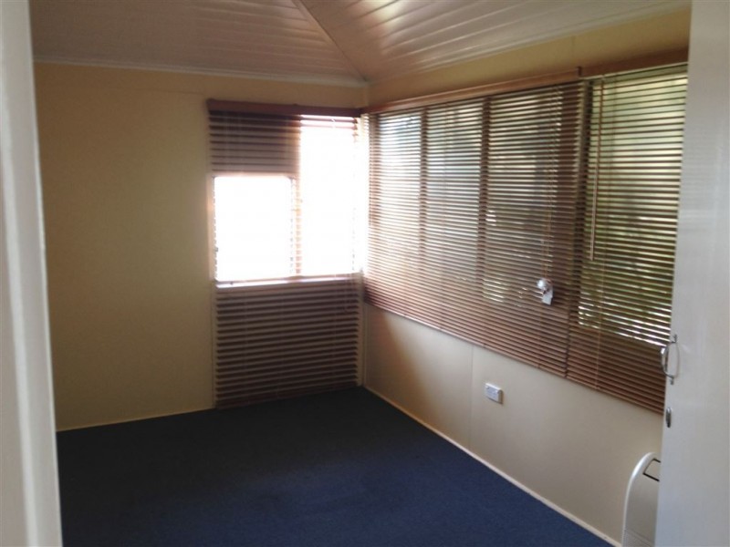 104 Alfred Street, South Mackay QLD 4740