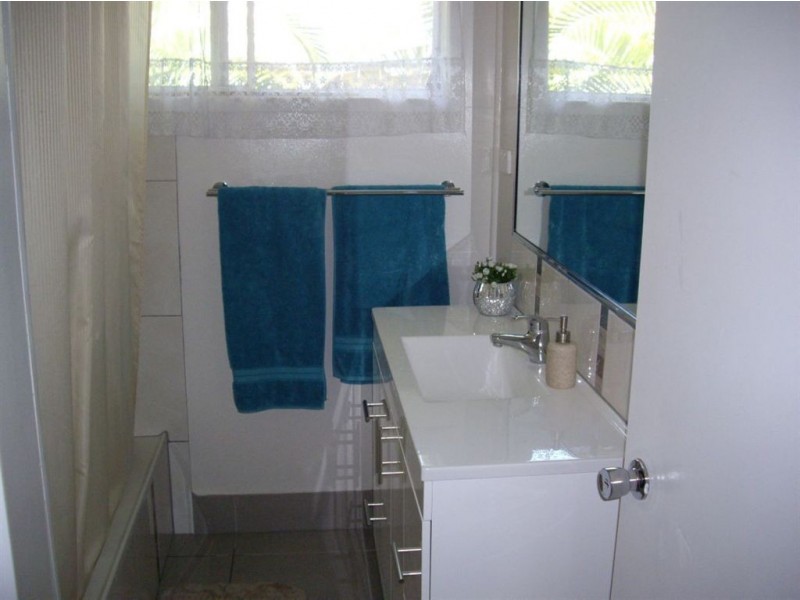 11 Casey Court, Moranbah QLD 4744