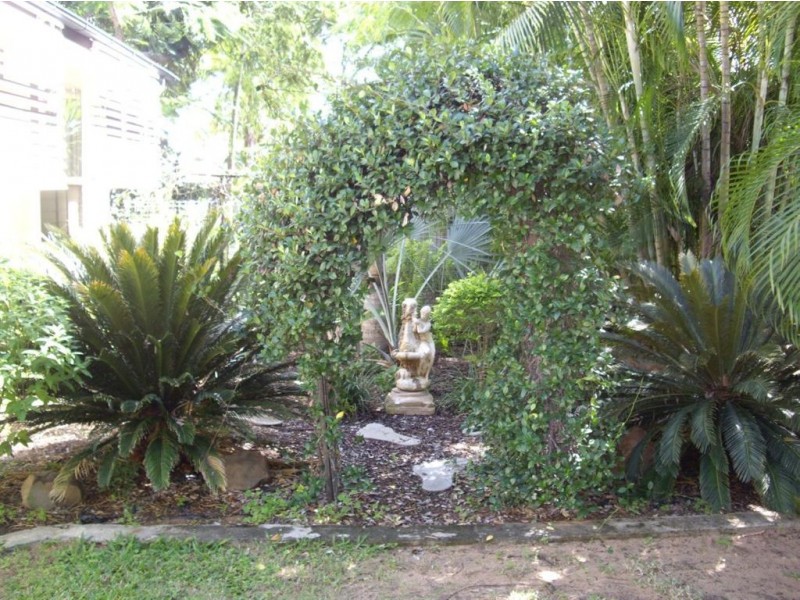 11 Casey Court, Moranbah QLD 4744