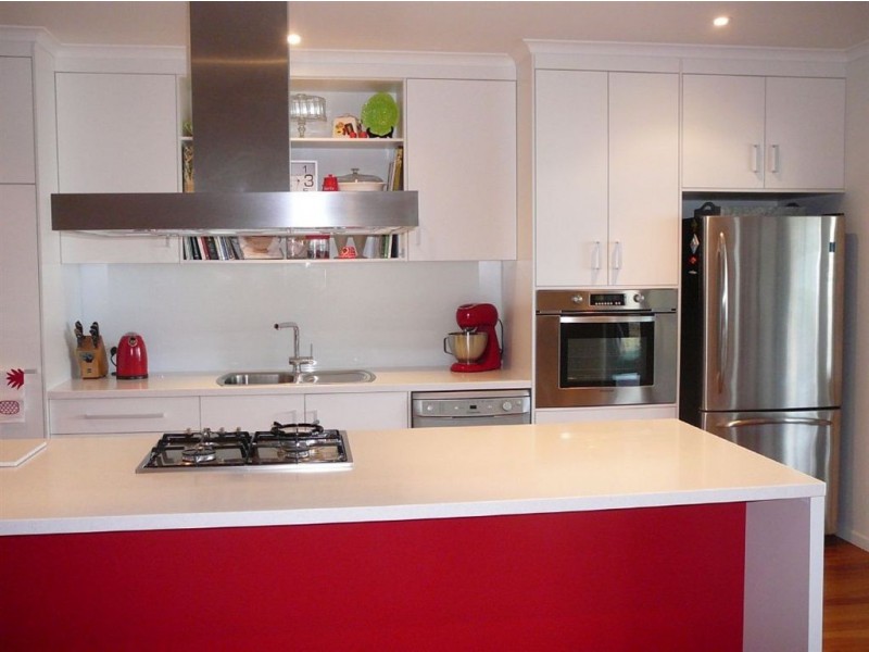 32 Poinciana Avenue, Seaforth QLD 4741