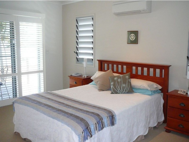 32 Poinciana Avenue, Seaforth QLD 4741