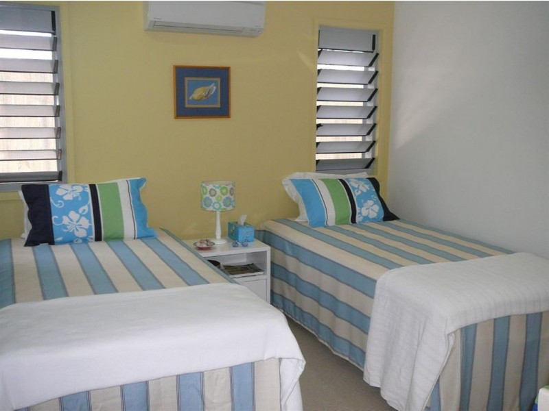 32 Poinciana Avenue, Seaforth QLD 4741