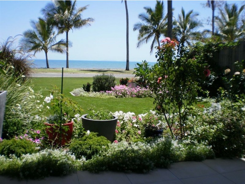 32 Poinciana Avenue, Seaforth QLD 4741