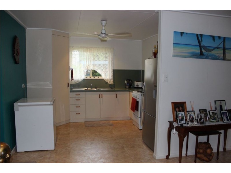 13 Murphy Street, Seaforth QLD 4741