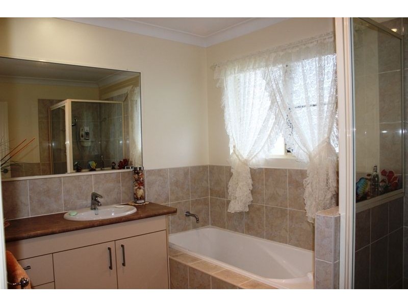 949 Grasstree Road, Sarina Beach QLD 4737