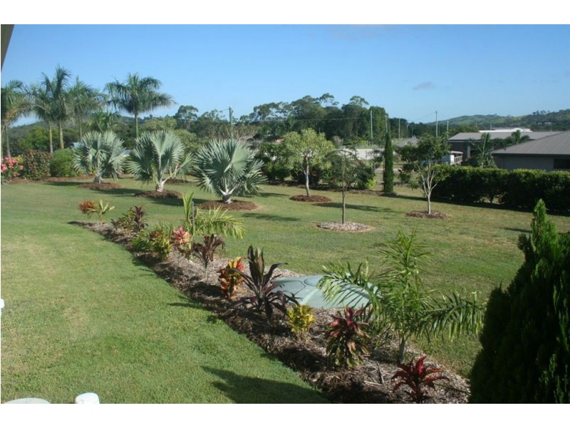 949 Grasstree Road, Sarina Beach QLD 4737