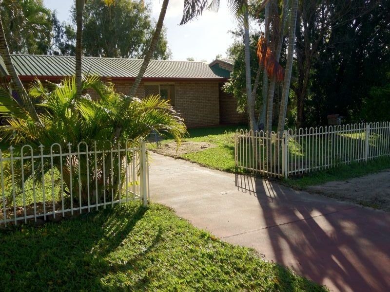 4 John Oxley Avenue, Rural View QLD 4740