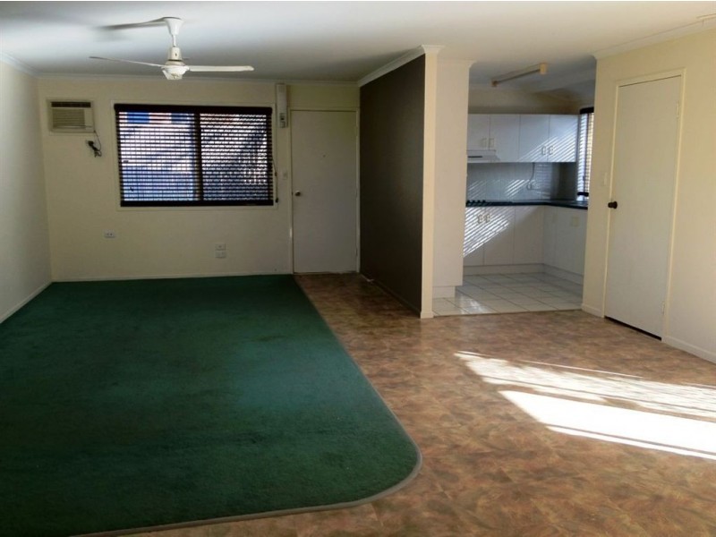 4 John Oxley Avenue, Rural View QLD 4740