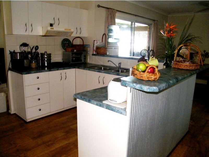 5 McLaughlin Drive, Eimeo QLD 4740