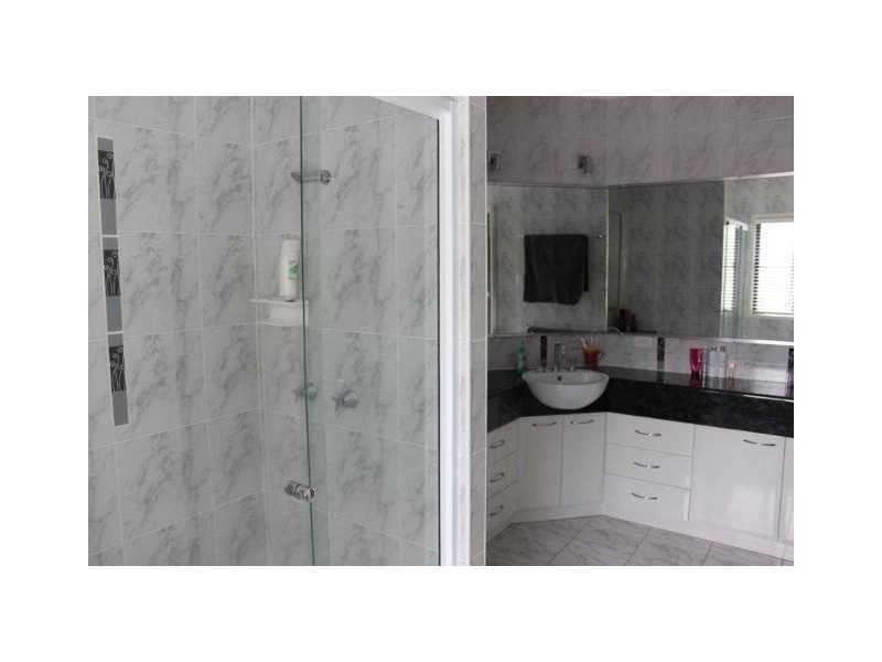 1 Seafarer Court, Blacks Beach QLD 4740
