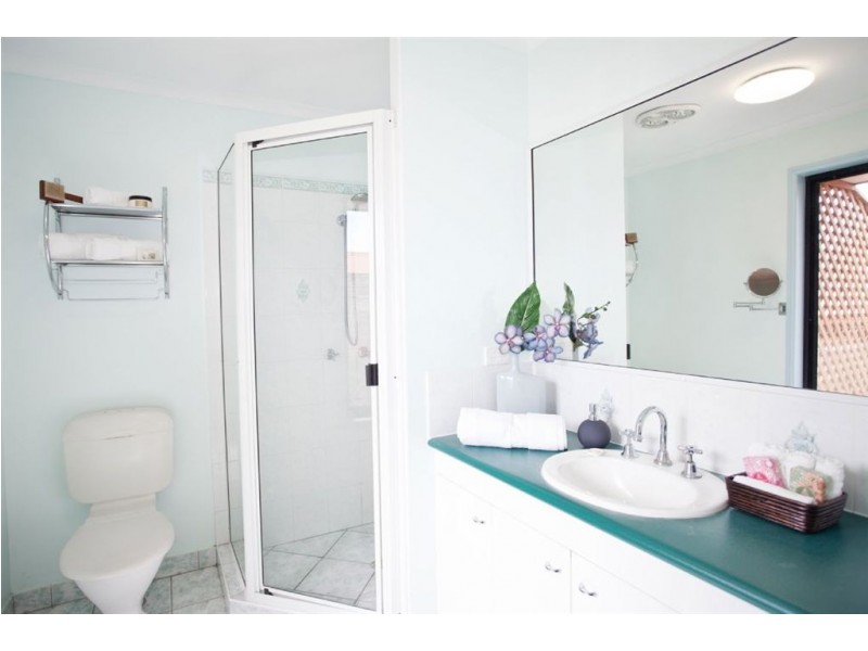 21 Barber Drive, Eimeo QLD 4740