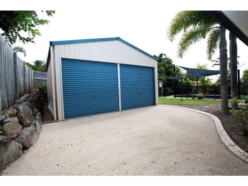 21 Barber Drive, Eimeo QLD 4740