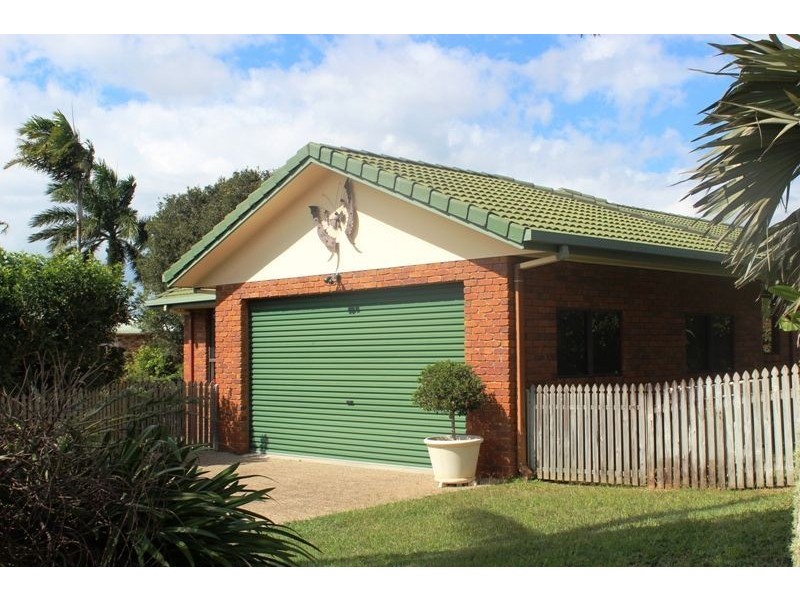 3 Arana Drive, Rural View QLD 4740