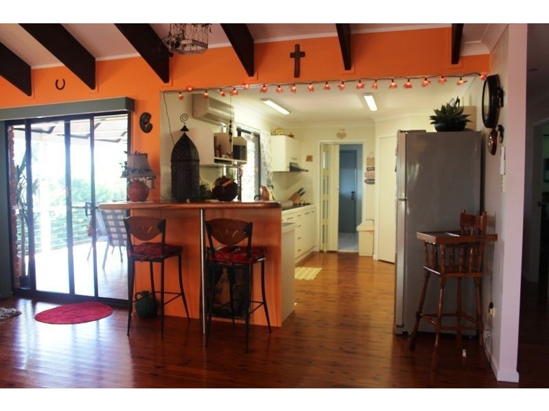 3 Arana Drive, Rural View QLD 4740