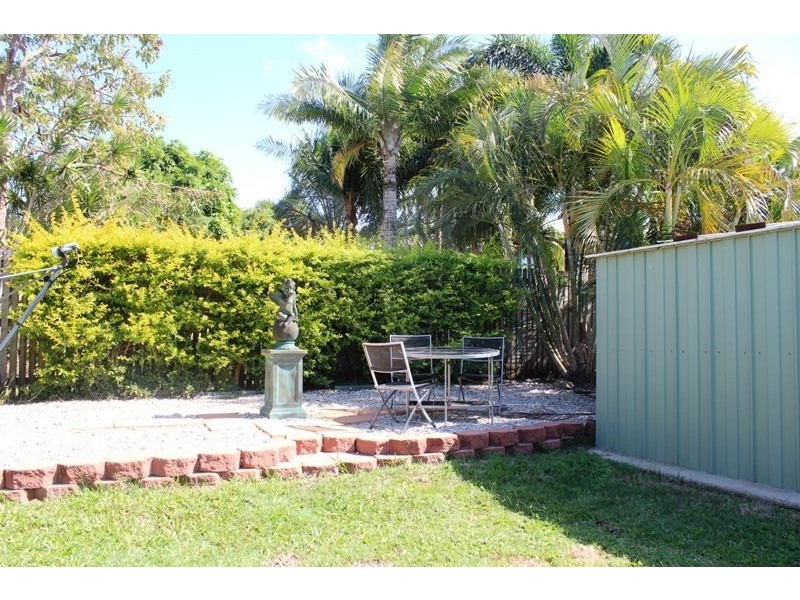 3 Arana Drive, Rural View QLD 4740