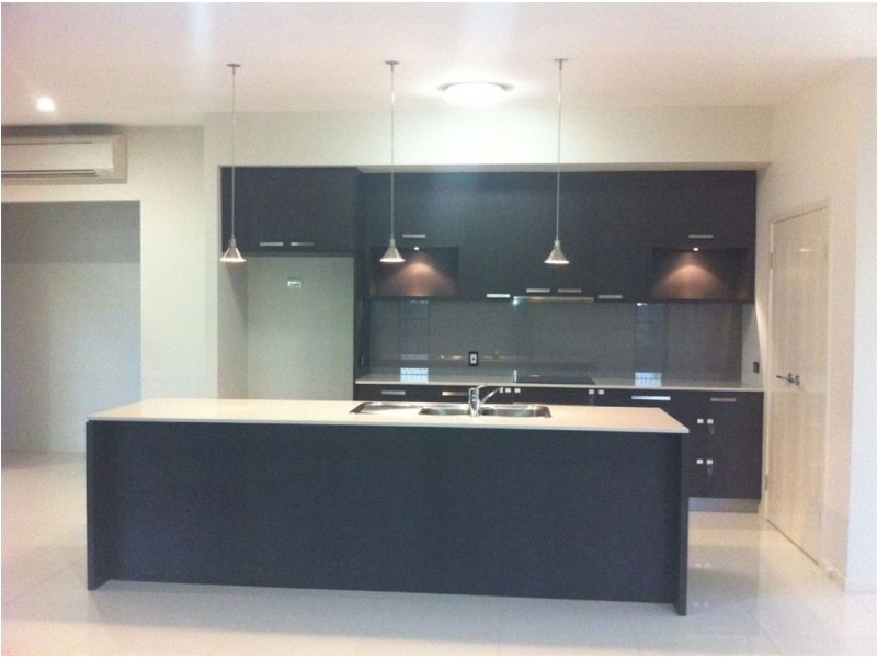 22 vidar Cresent, Ooralea QLD 4740