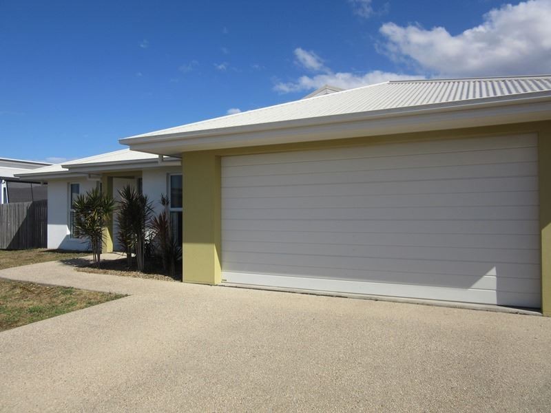 10 Hocking Cresent, Marian QLD 4753