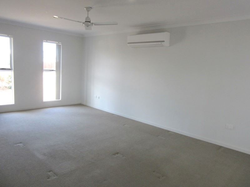 10 Hocking Cresent, Marian QLD 4753