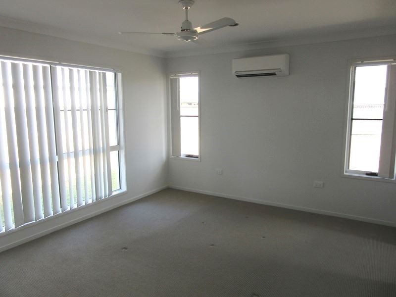 10 Hocking Cresent, Marian QLD 4753
