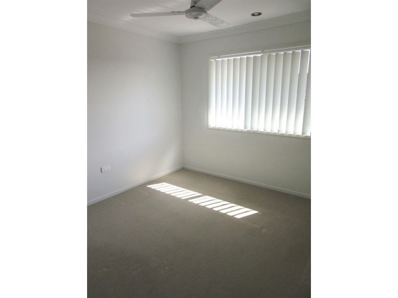 10 Hocking Cresent, Marian QLD 4753