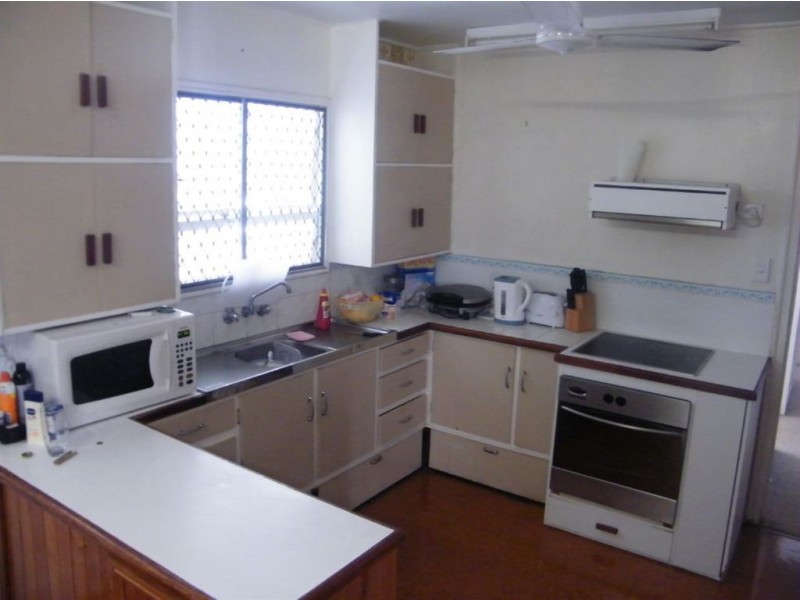 20 Dalrymple Street, East Mackay QLD 4740