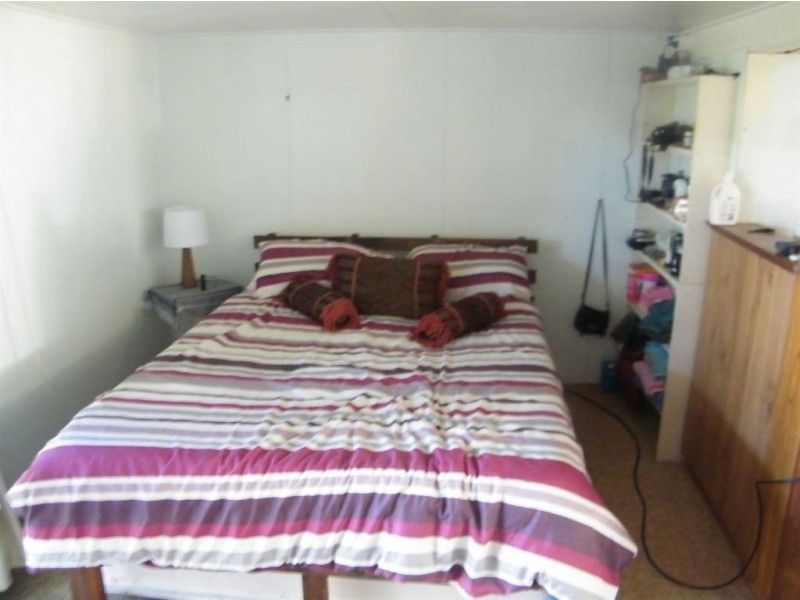 20 Dalrymple Street, East Mackay QLD 4740