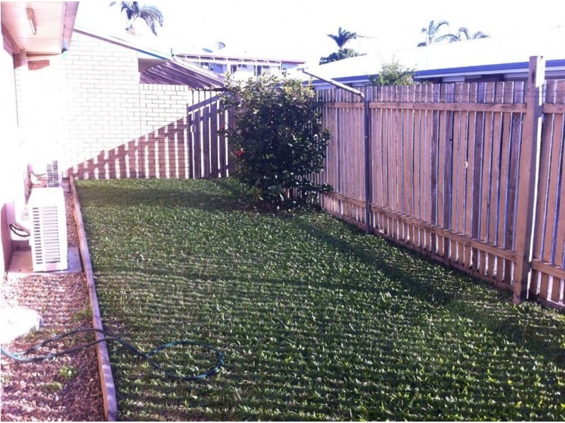 2/213 Evan Street, South Mackay QLD 4740