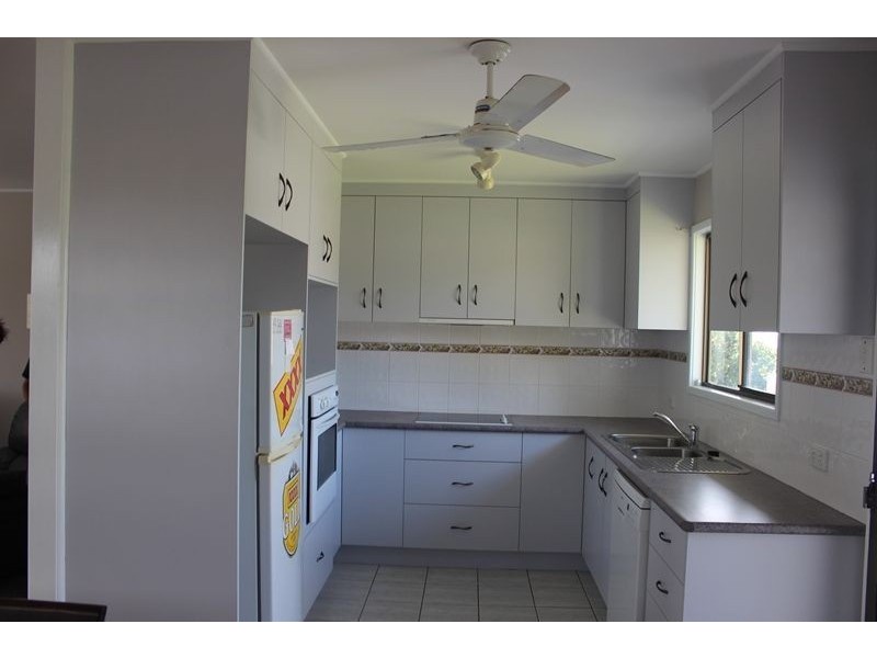 4 Noble Crescent, Mount Pleasant QLD 4740