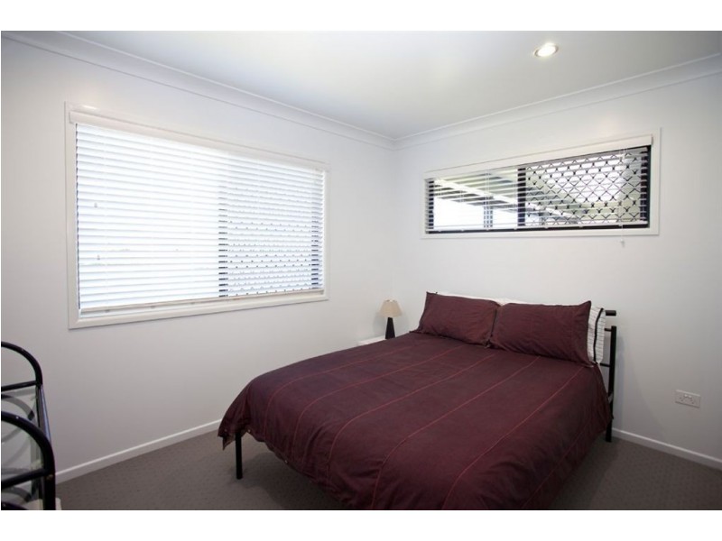 15 Herbert Way, Rural View QLD 4740