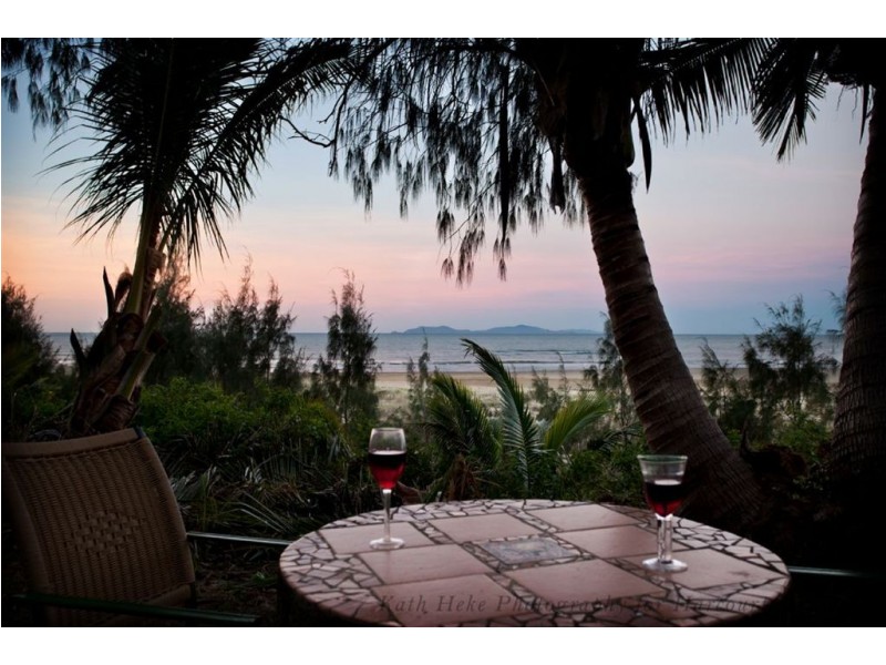 5 Pacific Drive, Blacks Beach QLD 4740