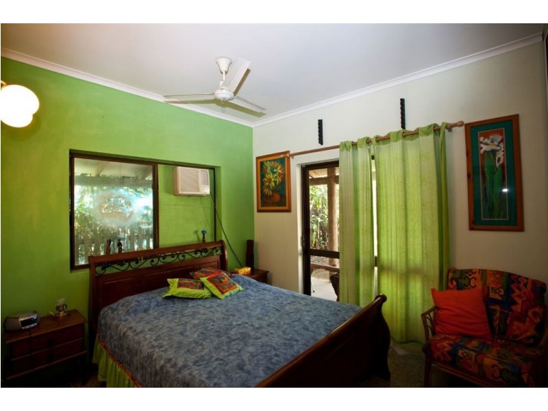 5 Pacific Drive, Blacks Beach QLD 4740